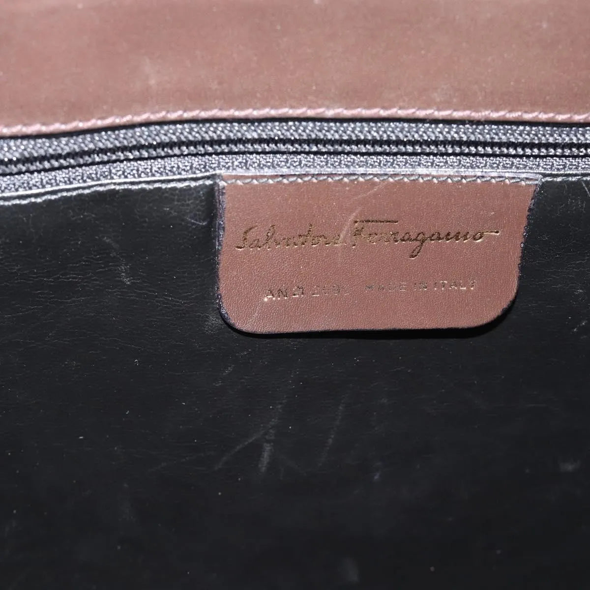 Salvatore Ferragamo Vintage Leather Brown Leather Tote Bag Bag (Pre-Owned)