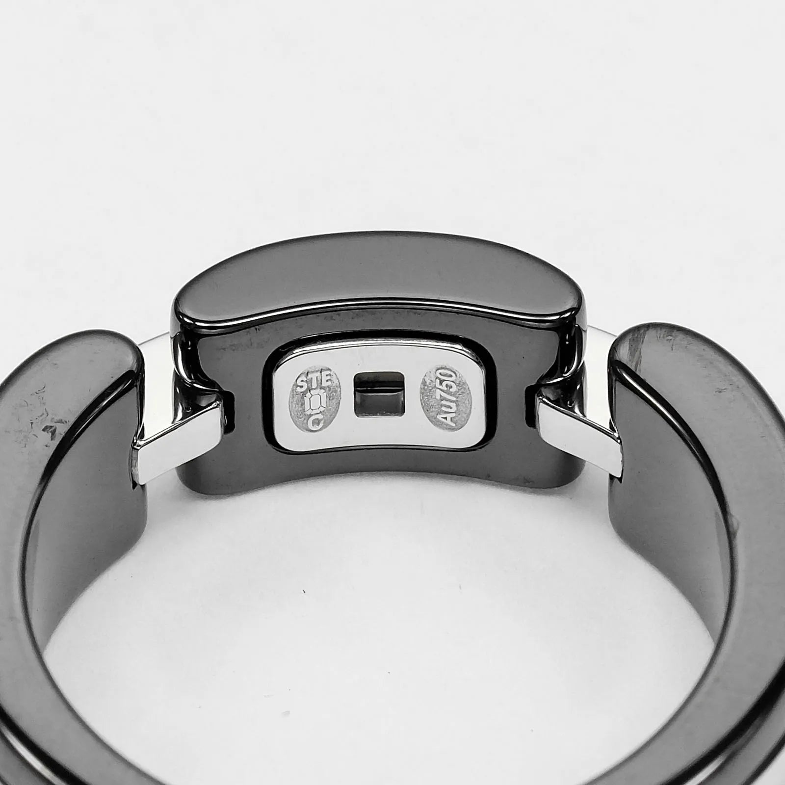 Chanel Ultra 18K White Gold And Ceramic Silver White_Gold Ring Jewelry (Pre-Owned)