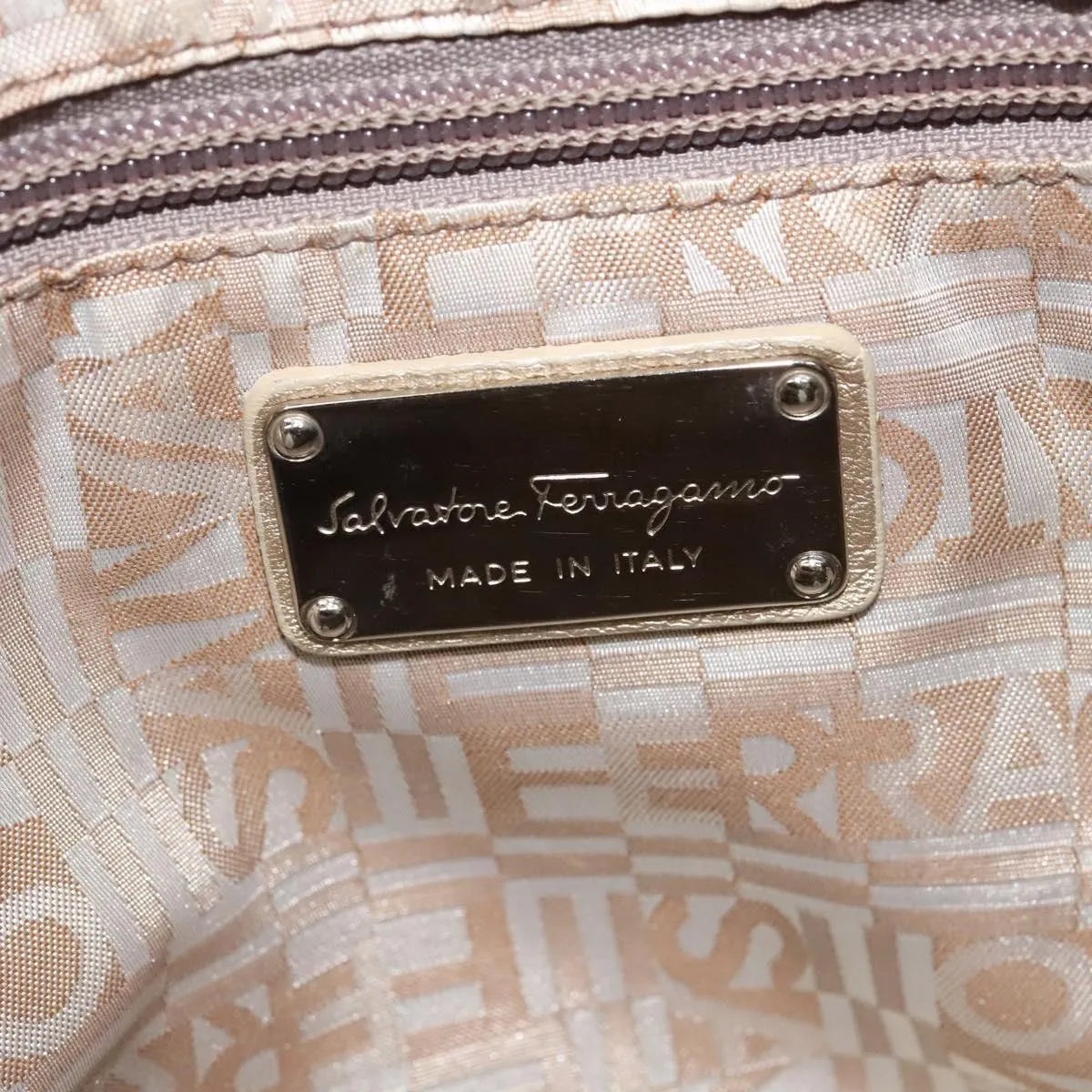 Salvatore Ferragamo Gancini Tote Leather Multicolour Leather Tote Bag Bag (Pre-Owned)