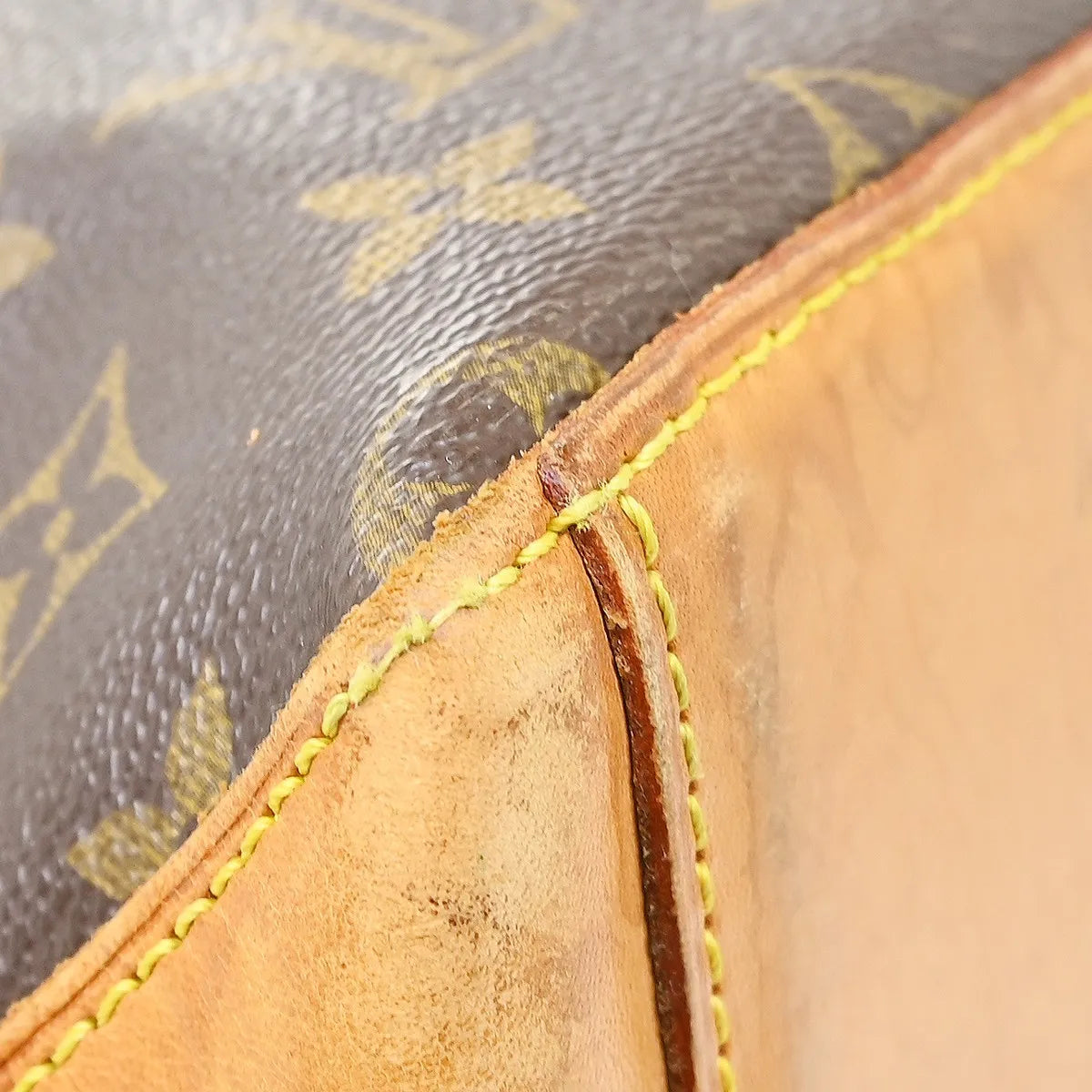 Louis Vuitton Cabas Mezzo Monogram Canvas Brown Canvas Tote Bag Bag (Pre-Owned)