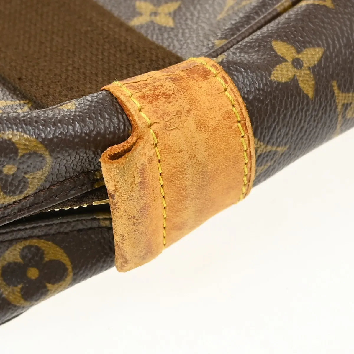 Louis Vuitton Sac Bosphore Monogram Canvas Brown Canvas Handbag (Pre-Owned)