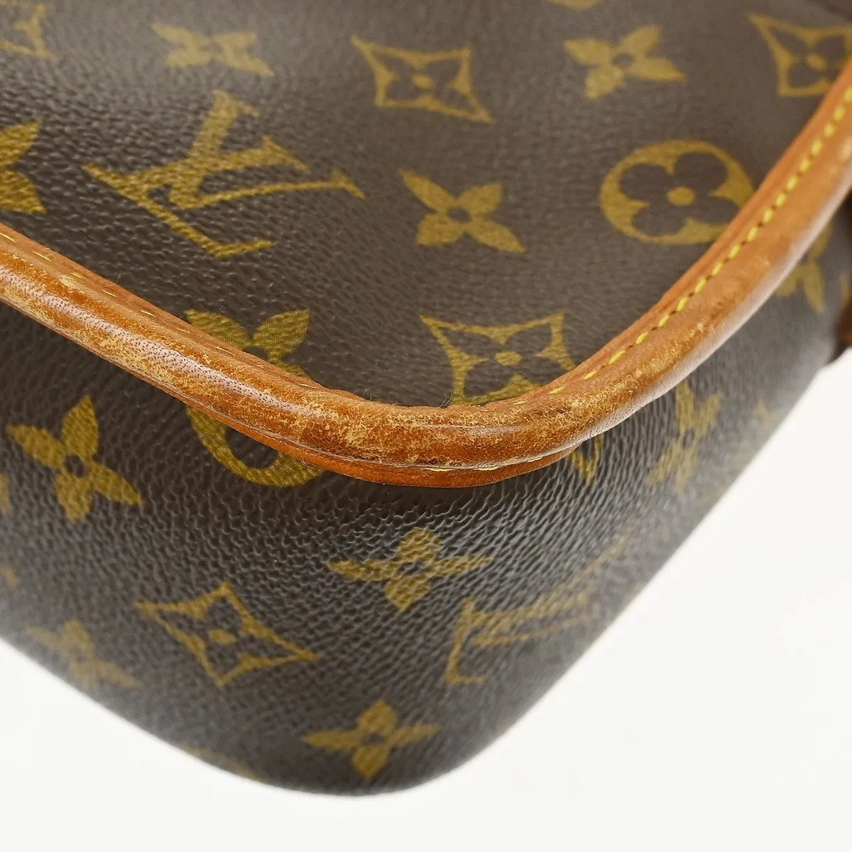 Louis Vuitton Sologne Monogram Canvas Brown Canvas Shoulder Bag Bag (Pre-Owned)