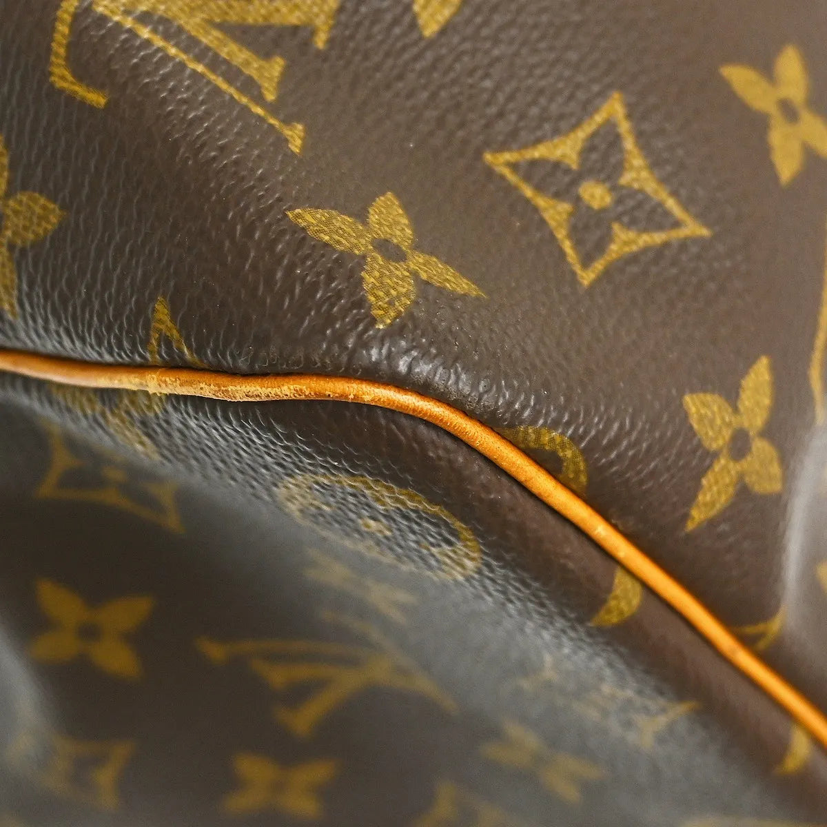 Louis Vuitton Keepall Monogram Canvas Brown Canvas Travel Bag Bag (Pre-Owned)