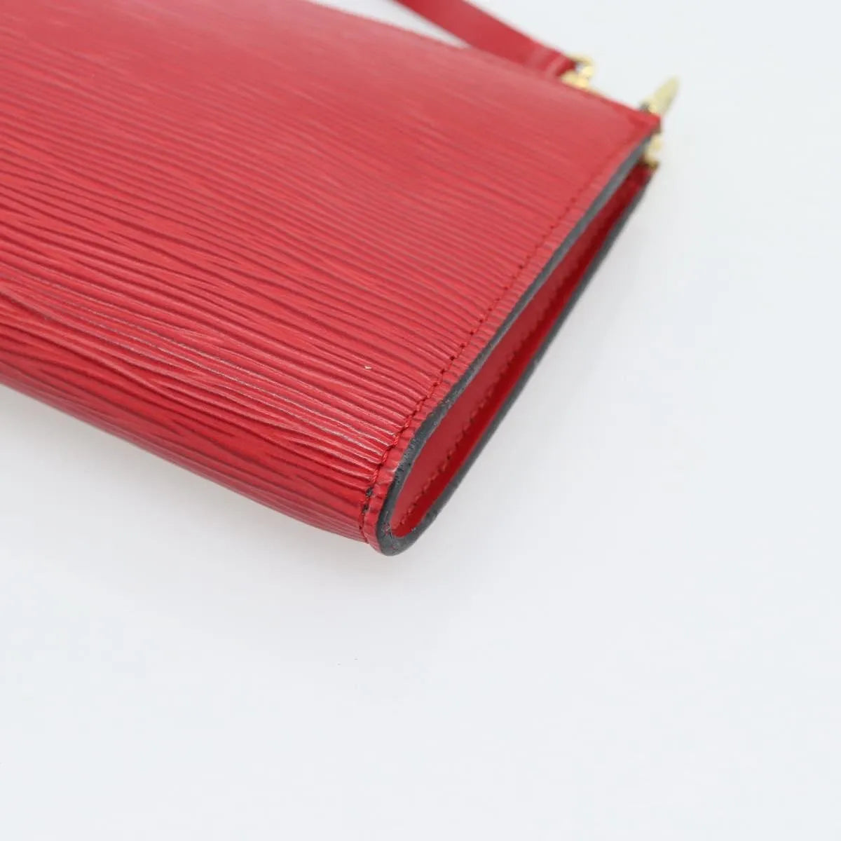Louis Vuitton Pochette Accessoires Epi Red Leather Clutche & Pouche Bag (Pre-Owned)