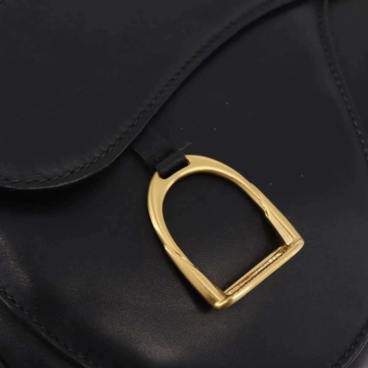 Gucci Vintage Leather Black Leather Shoulder Bag Bag (Pre-Owned)