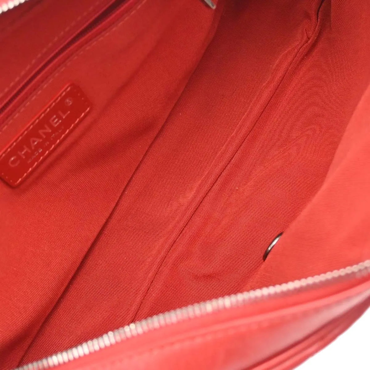 Chanel Casual Rock Airlines Flap Quilted Crumpled Calfskin Red Calfskin Shoulder Bag Bag (Pre-Owned)