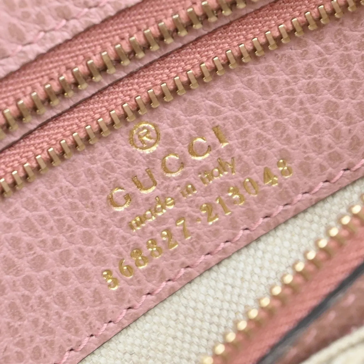 Gucci Swing Pebbled Leather Pink Leather Handbag (Pre-Owned)