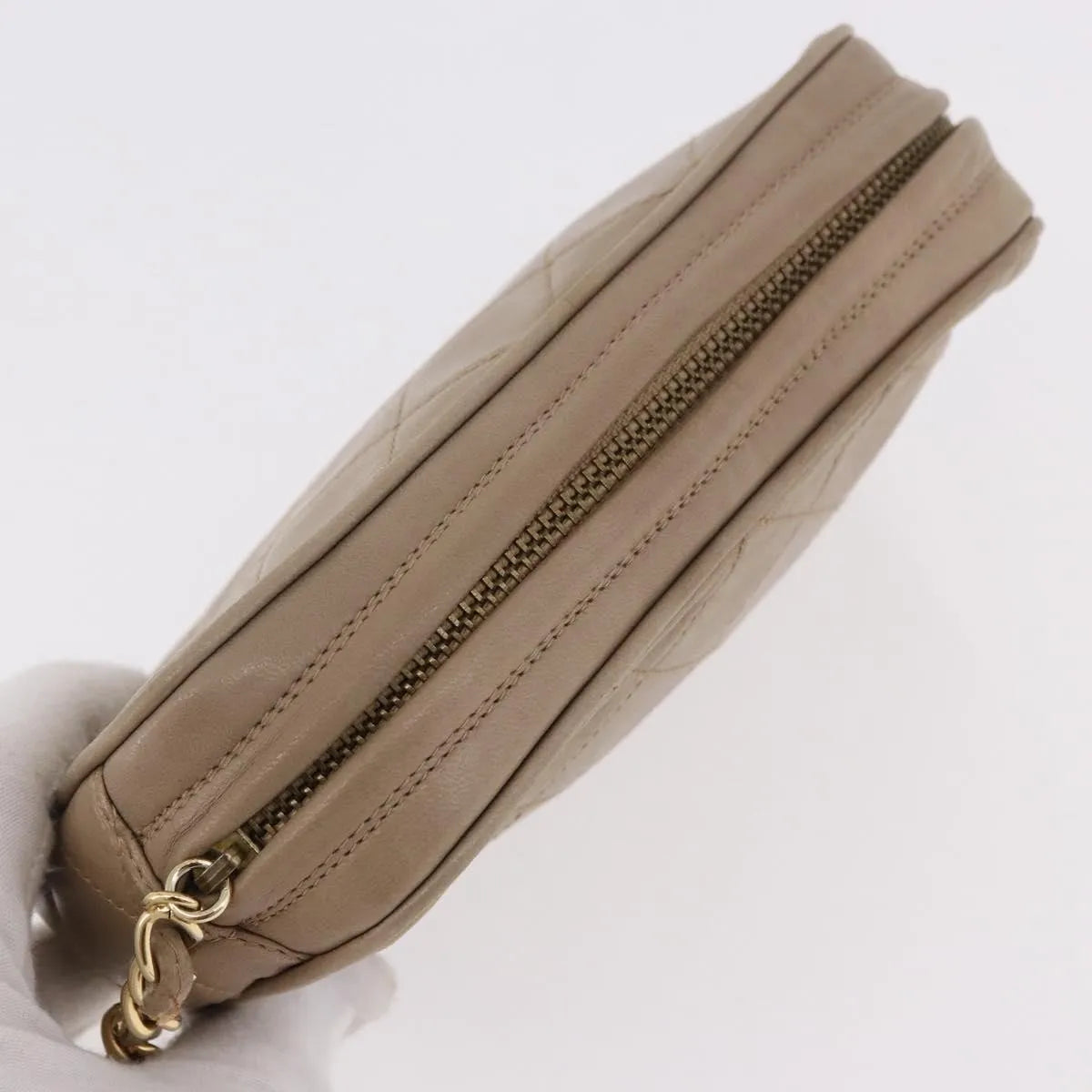 Chanel Vintage Clutch Leather Beige Leather Clutche & Pouche Bag (Pre-Owned)