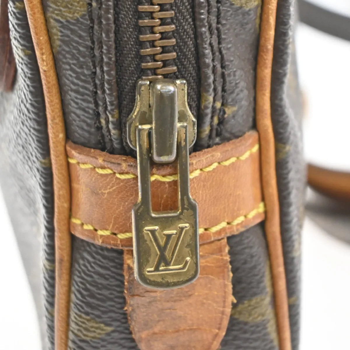 Louis Vuitton Pochette Marly Bandouliere Monogram Canvas Brown Canvas Shoulder Bag Bag (Pre-Owned)