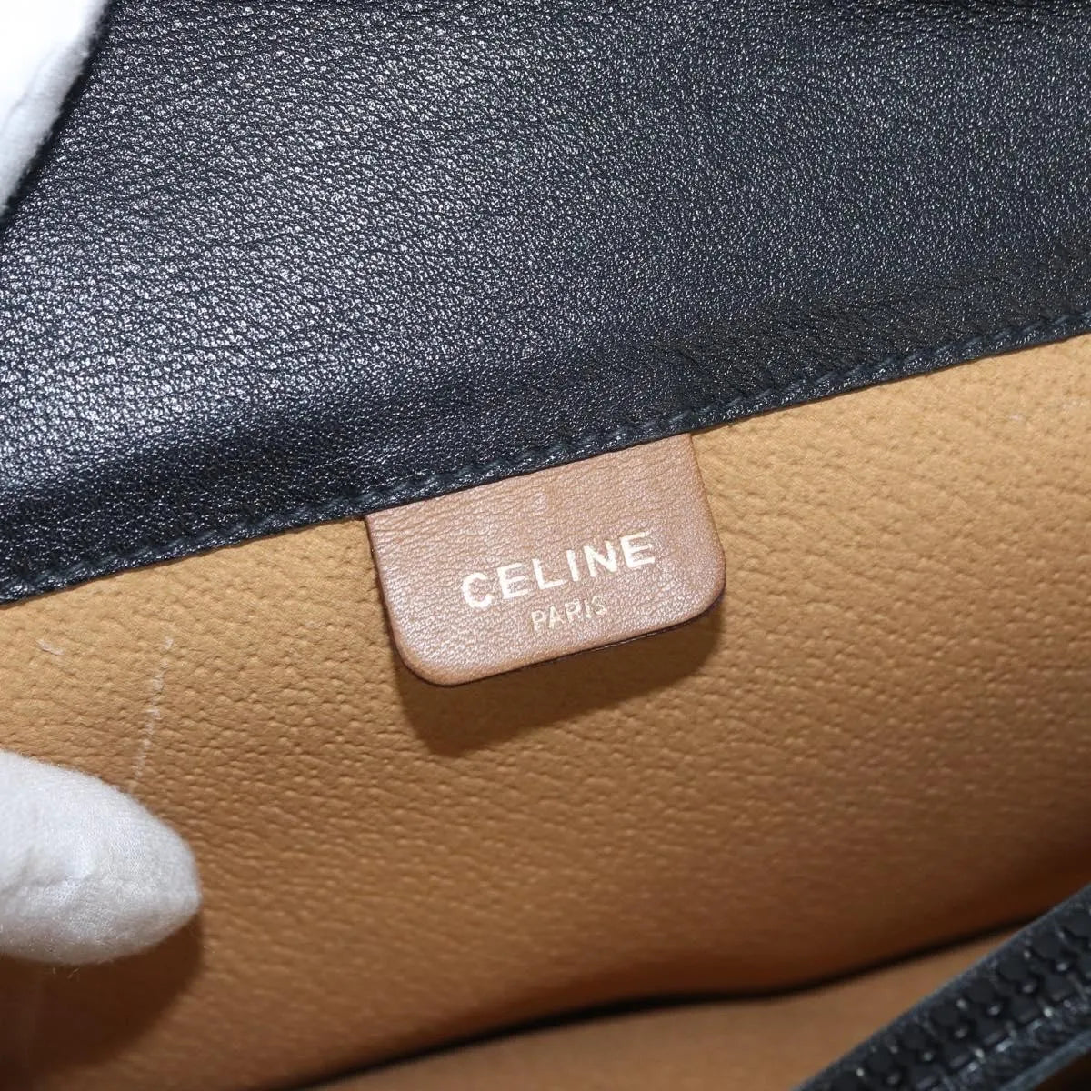 Celine Vintage Leather Black Leather Shoulder Bag Bag (Pre-Owned)