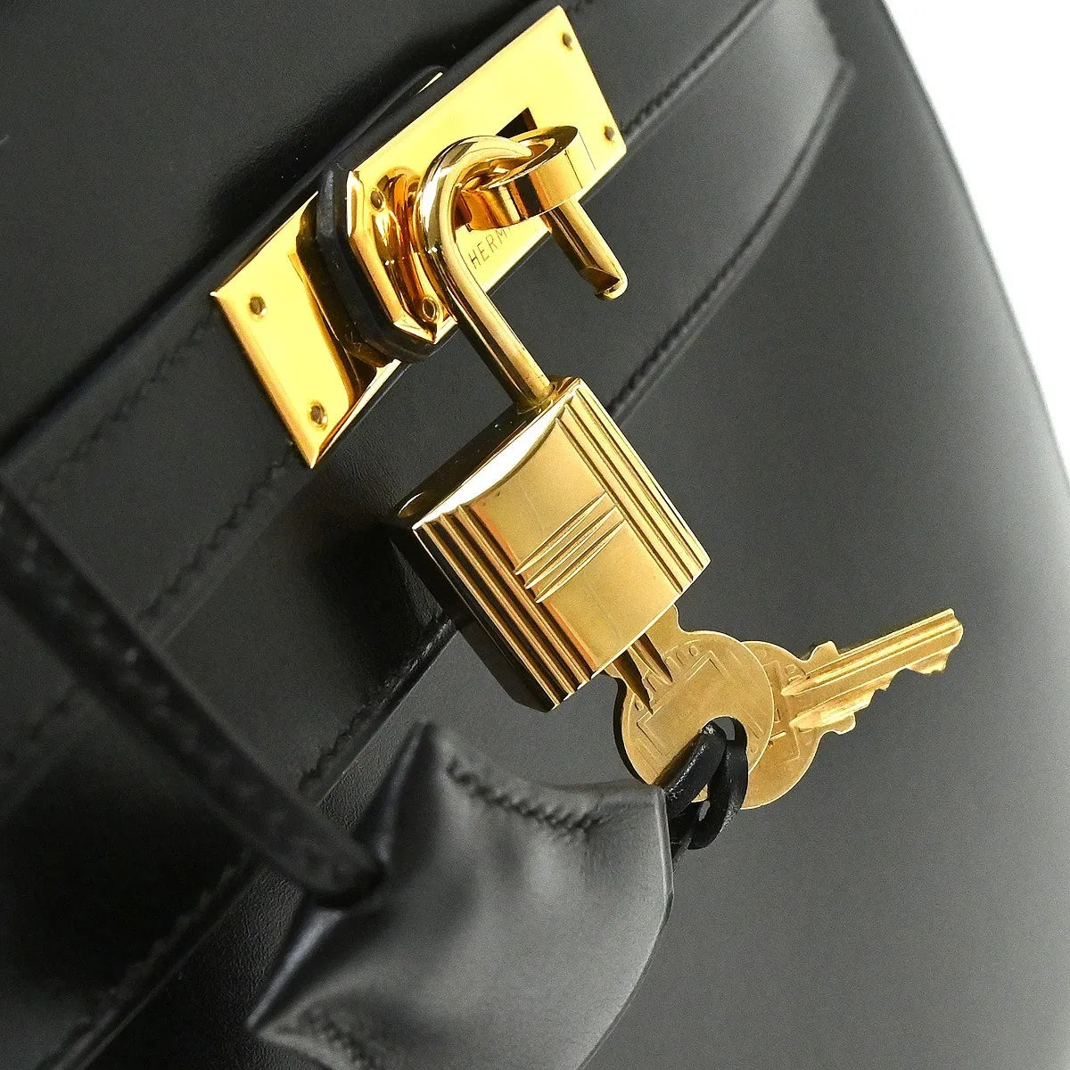 Hermes Kelly Black Box Calf With Gold Hardware Black Calfskin Handbag (Pre-Owned)