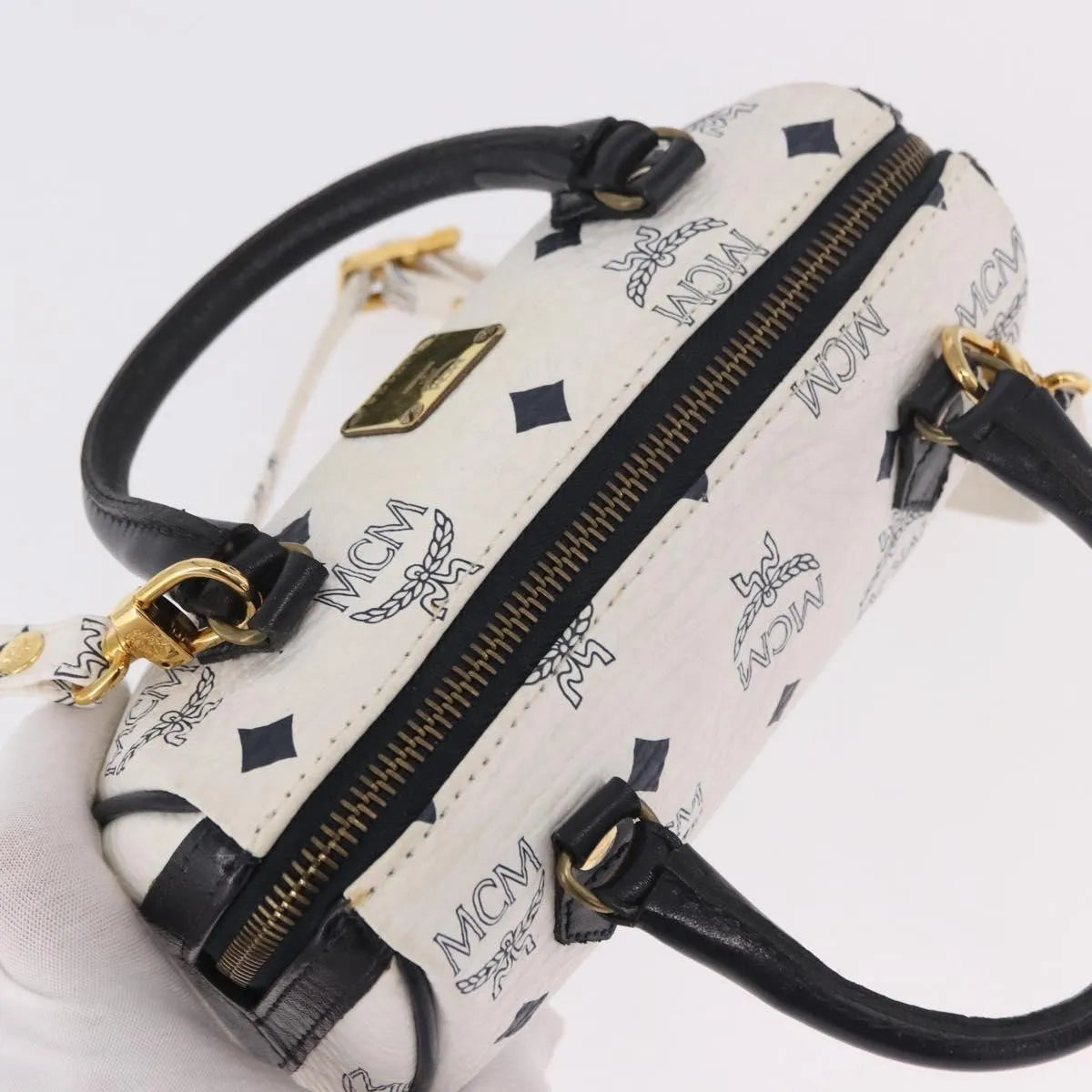 MCM Visetos Leather White Leather Handbag (Pre-Owned)