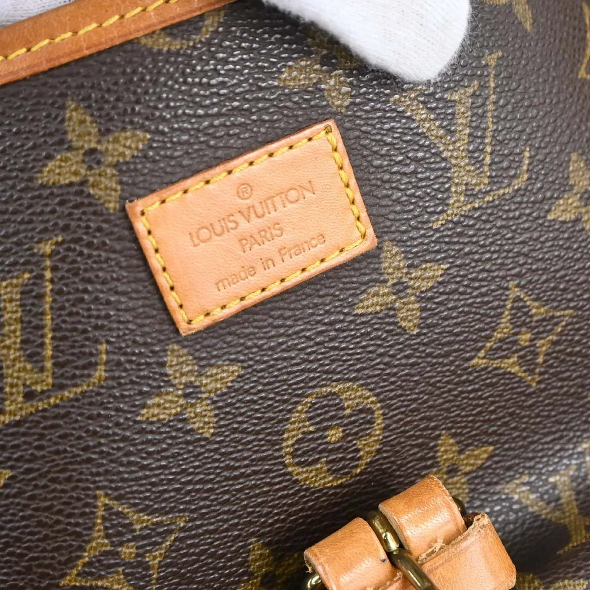 Louis Vuitton Saumur Monogram Canvas Brown Canvas Shoulder Bag Bag (Pre-Owned)