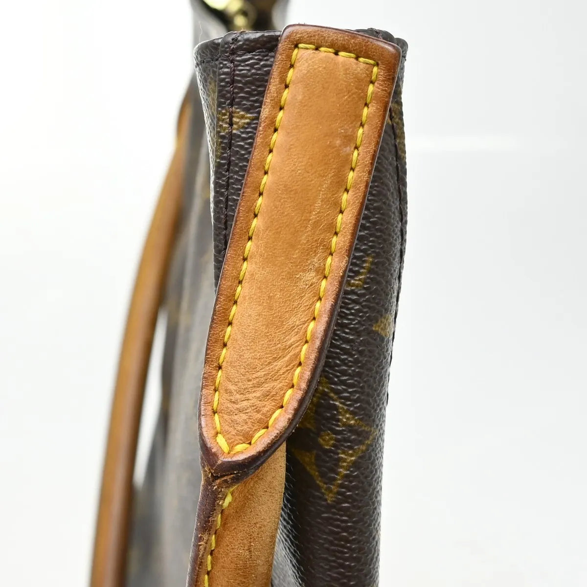 Louis Vuitton Monogram Looping Monogram Canvas Brown Canvas Shoulder Bag Bag (Pre-Owned)