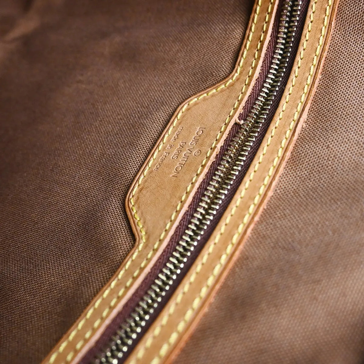 Louis Vuitton Cabas Mezzo Monogram Canvas Brown Canvas Shoulder Bag Bag (Pre-Owned)