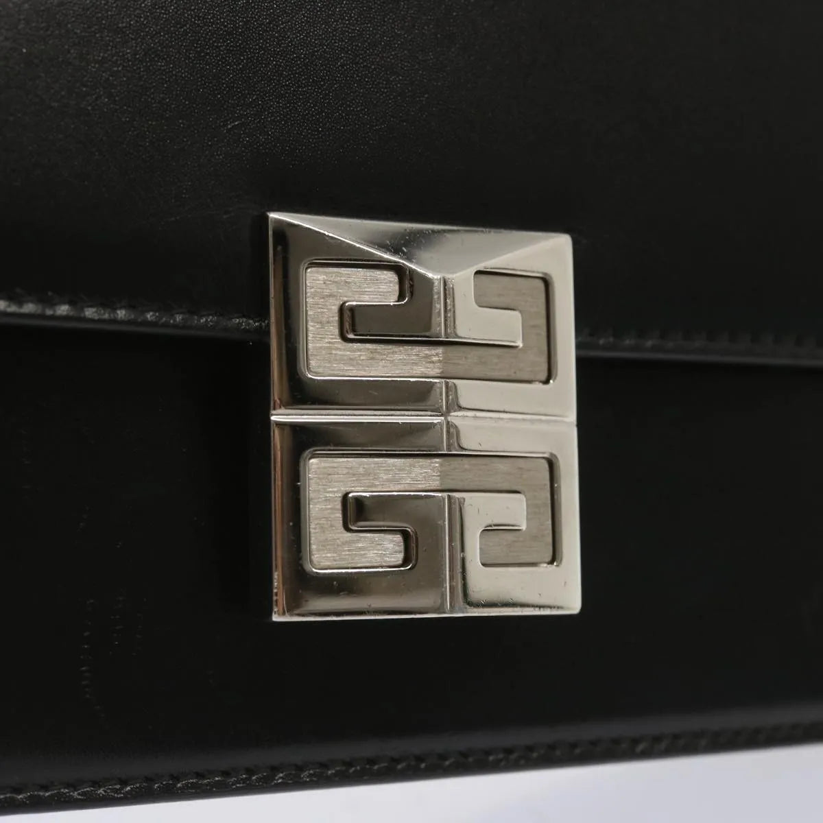 Givenchy 4G Shoulder Bag Leather Black Leather Shoulder Bag Bag (Pre-Owned)