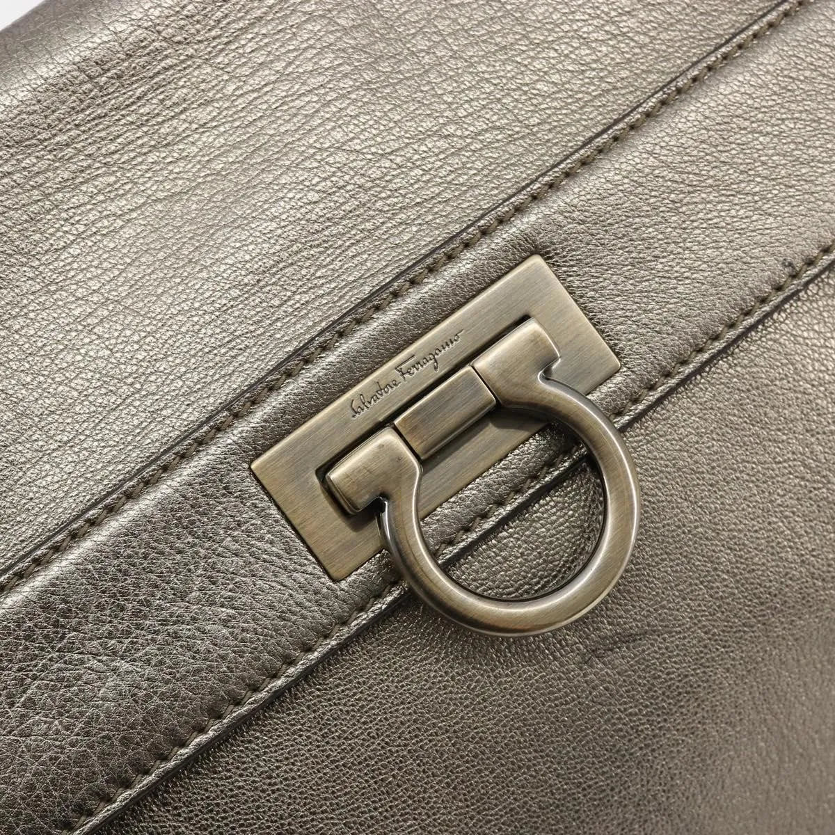 Salvatore Ferragamo Sofia Satchel Leather Silver Leather Handbag (Pre-Owned)
