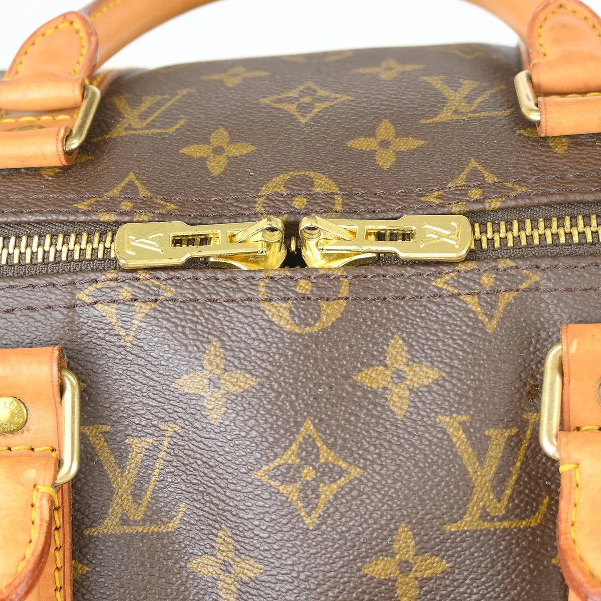 Louis Vuitton Keepall Monogram Canvas Brown Canvas Travel Bag Bag (Pre-Owned)