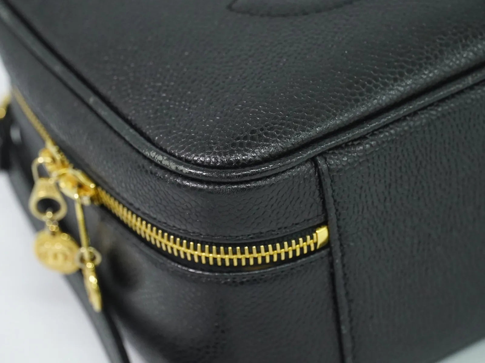Chanel Vintage Timeless Zip Around Vanity Case Caviar Black Leather Handbag (Pre-Owned)