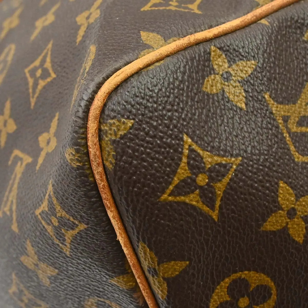 Louis Vuitton Keepall Monogram Canvas Brown Canvas Travel Bag Bag (Pre-Owned)