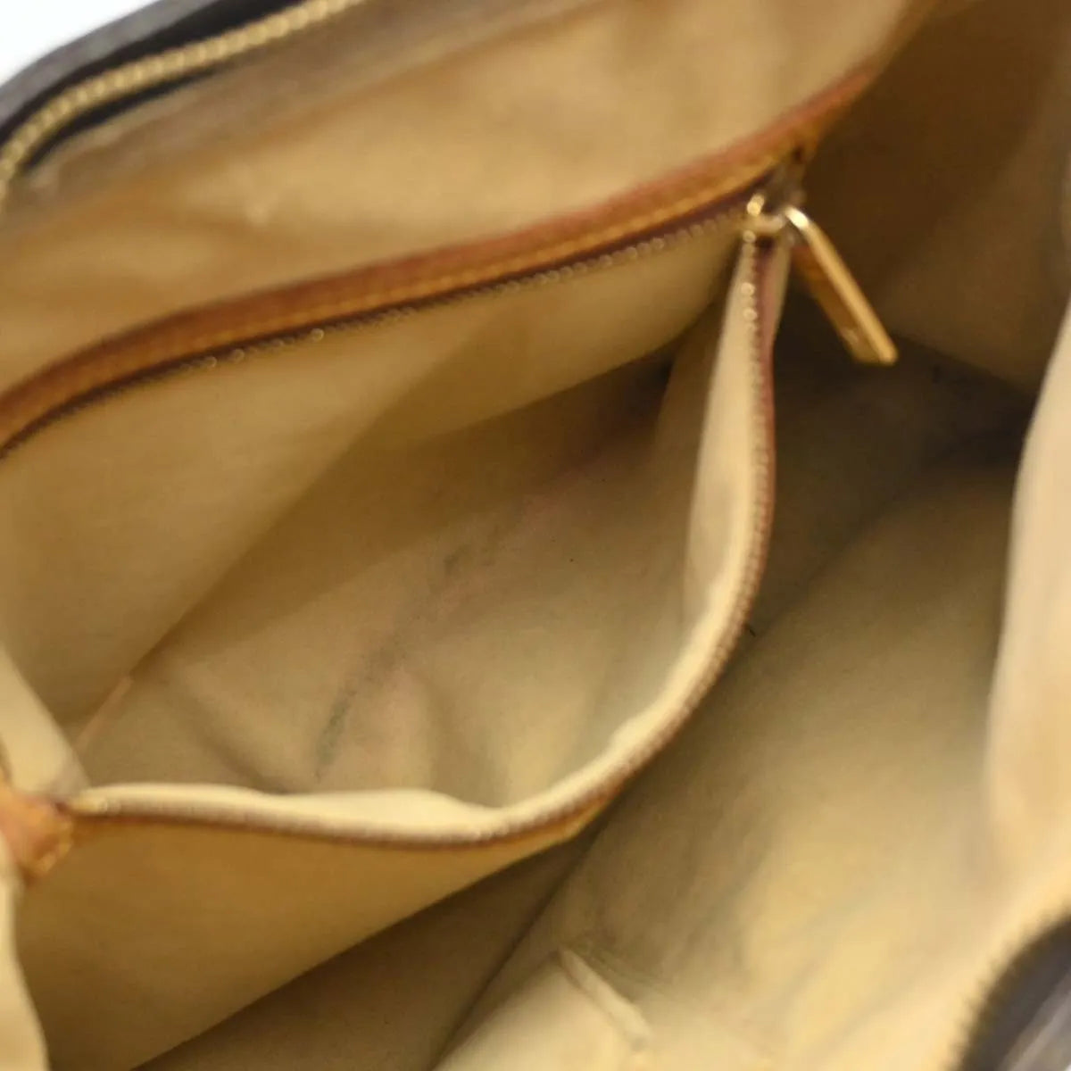 Louis Vuitton Monogram Looping Monogram Canvas Brown Canvas Shoulder Bag Bag (Pre-Owned)