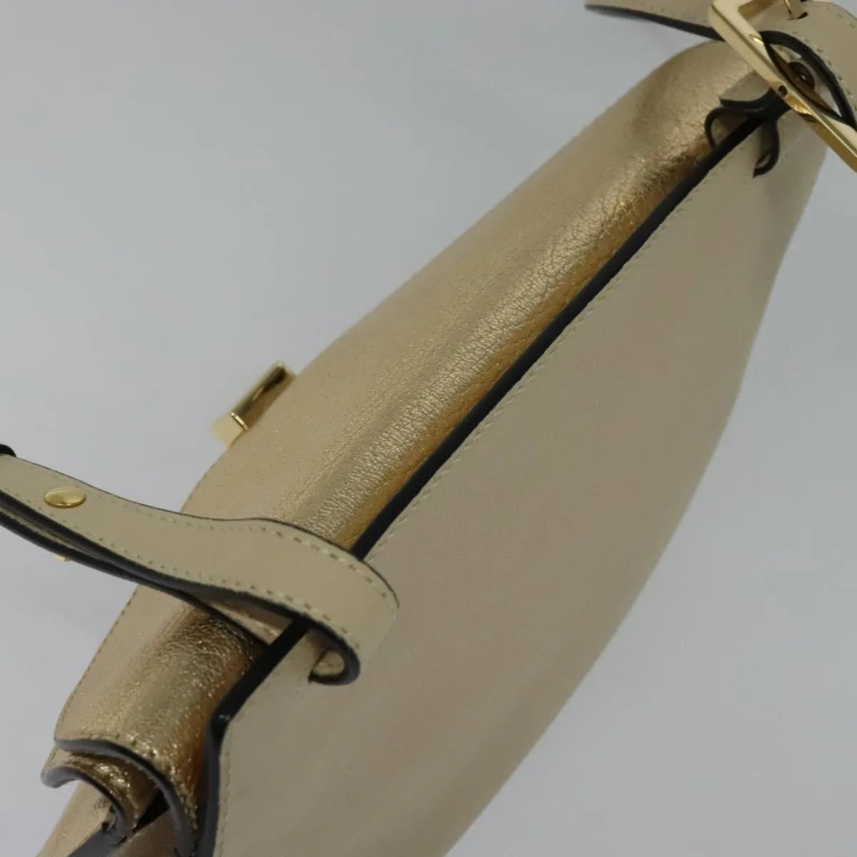 Chloe Georgia Leather Gold Leather Shoulder Bag Bag (Pre-Owned)