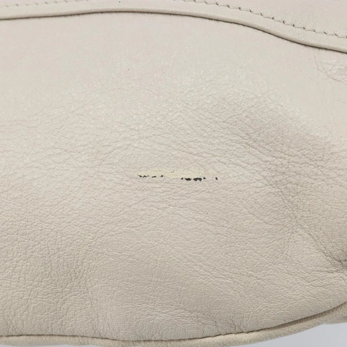 Salvatore Ferragamo Vintage Gancini Hobo Leather White Leather Shoulder Bag Bag (Pre-Owned)