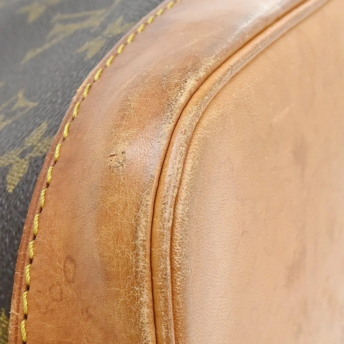 Louis Vuitton Alma Monogram Canvas Brown Canvas Handbag (Pre-Owned)