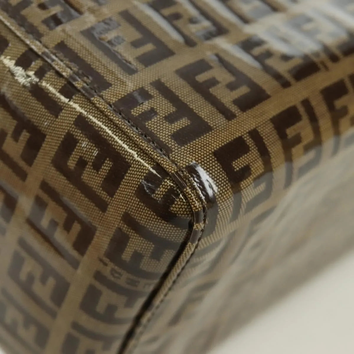 Fendi Mamma Baguette Zucca Patent Leather Brown Canvas Shoulder Bag Bag (Pre-Owned)