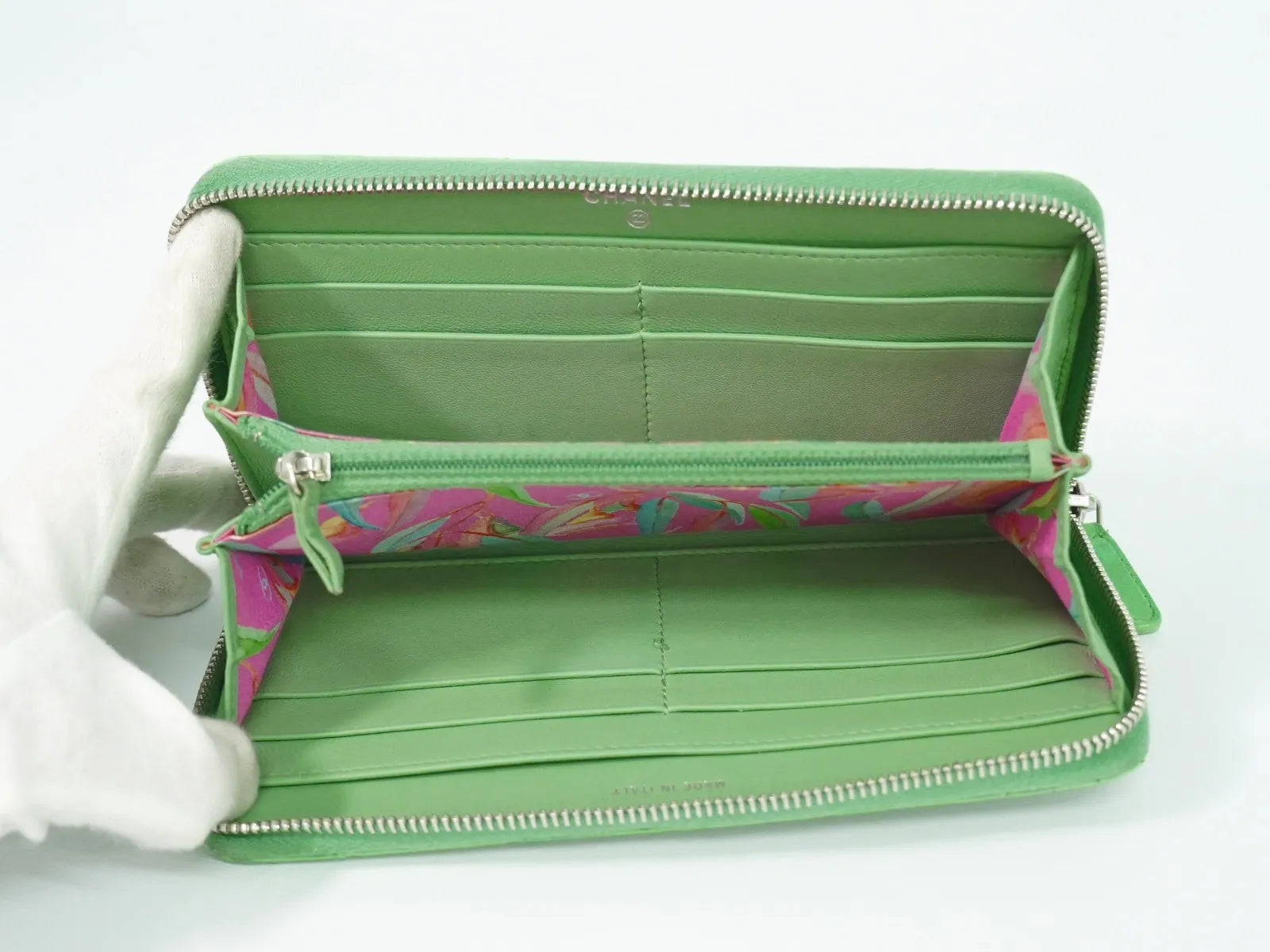 Chanel Wild Stitch Topics Wallet Lambskin Green Leather Wallets Accessory (Pre-Owned)