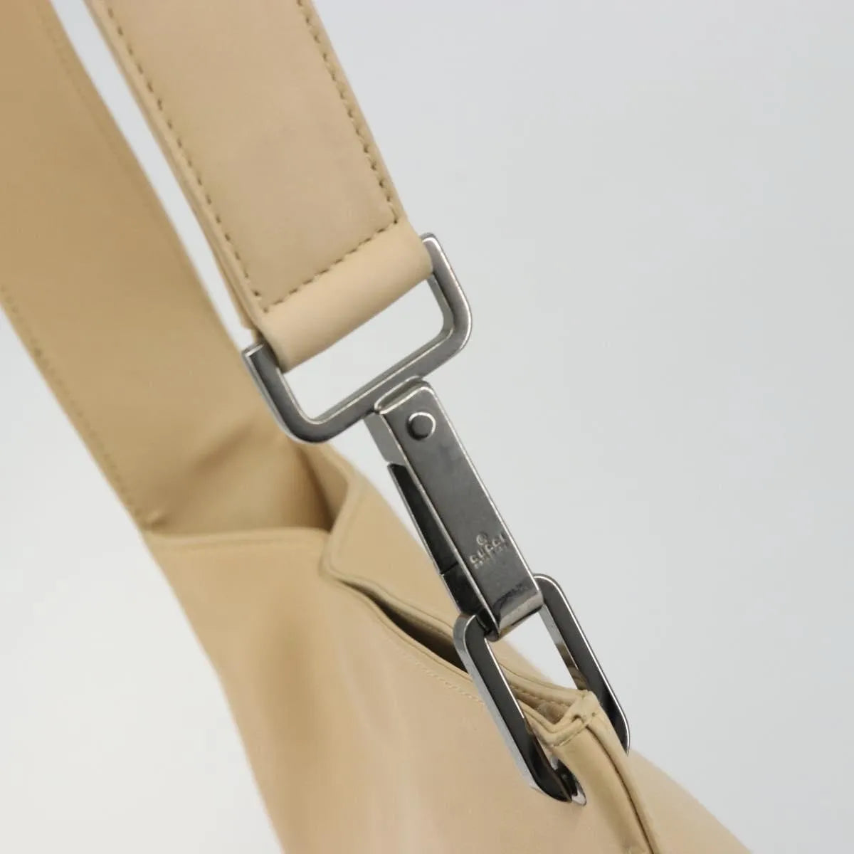 Gucci Vintage Flat Messenger Leather Beige Leather Shoulder Bag Bag (Pre-Owned)