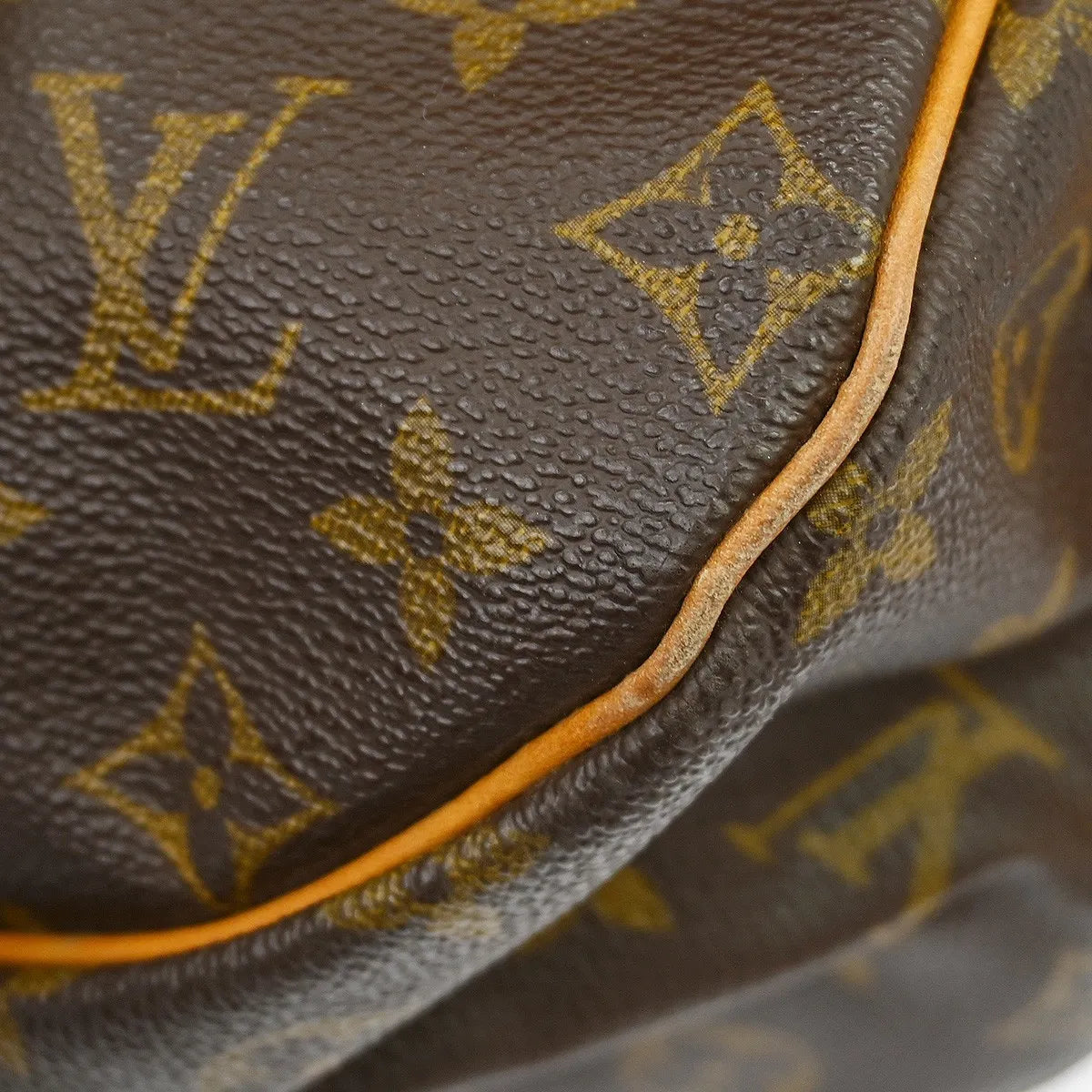 Louis Vuitton Saumur Monogram Canvas Brown Canvas Shoulder Bag Bag (Pre-Owned)