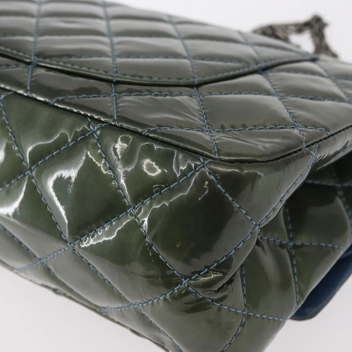 Chanel Reissue 2.55 Flap Quilted Patent Green Patent_Leather Shoulder Bag Bag (Pre-Owned)