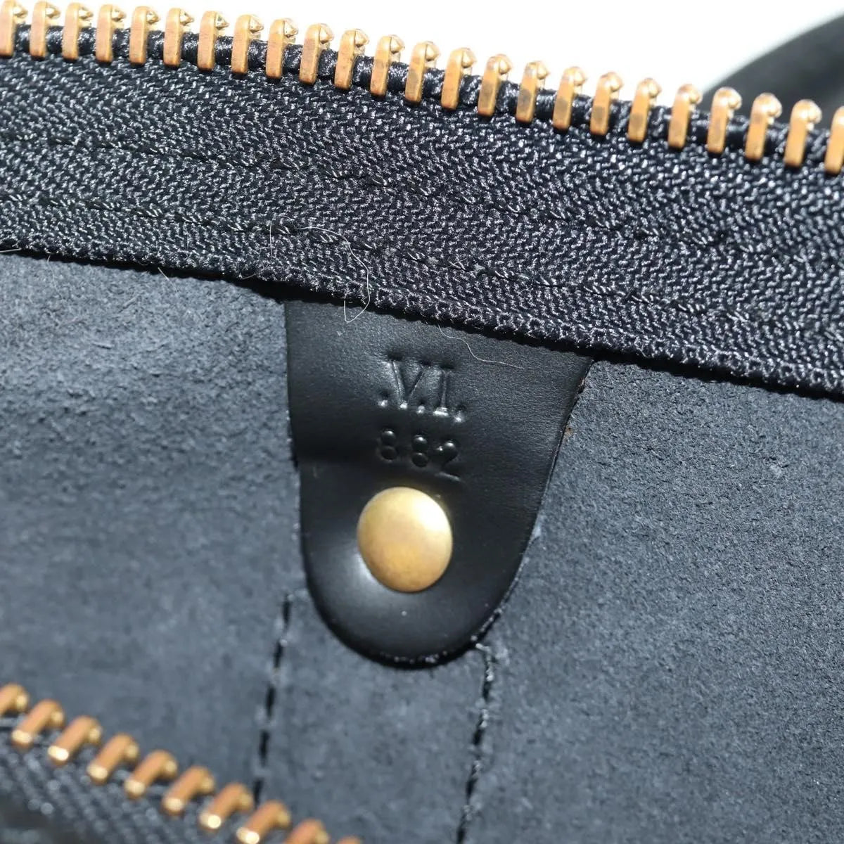 Louis Vuitton Keepall Epi Leather Black Leather Travel Bag Bag (Pre-Owned)