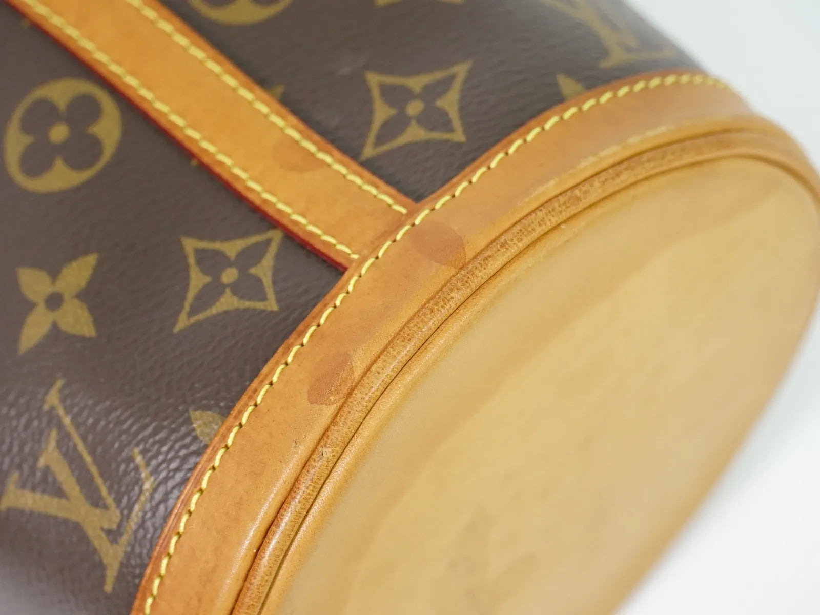 Louis Vuitton Duffle Monogram Canvas Brown Canvas Handbag (Pre-Owned)