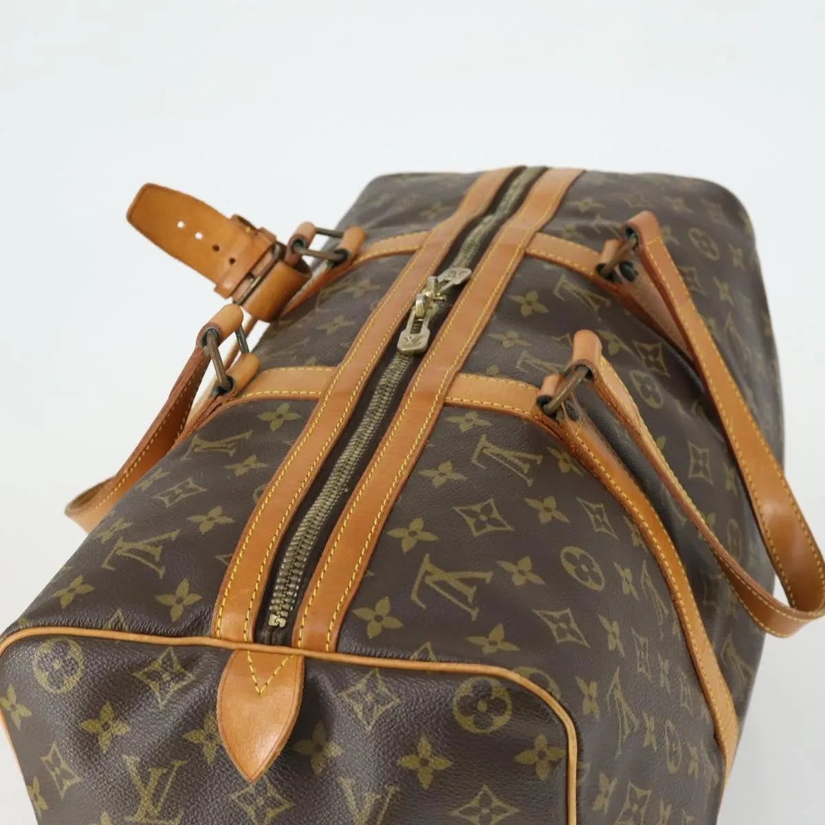 Louis Vuitton Sirius Monogram Canvas Brown Canvas Travel Bag Bag (Pre-Owned)