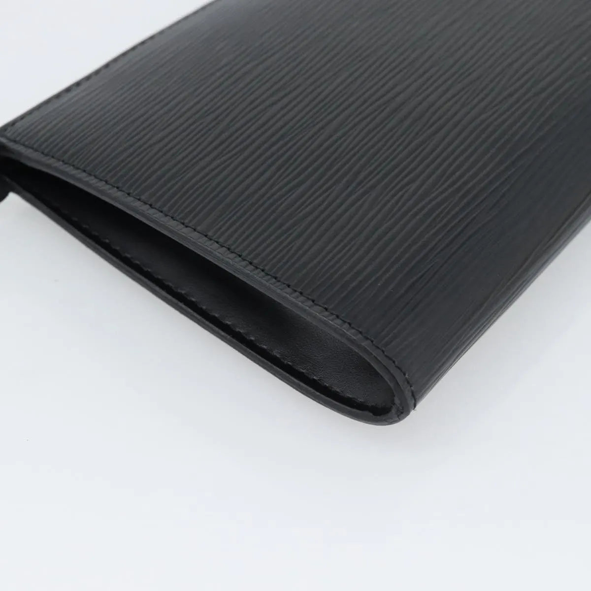 Louis Vuitton Pochette Accessoires Epi Black Leather Clutche & Pouche Bag (Pre-Owned)