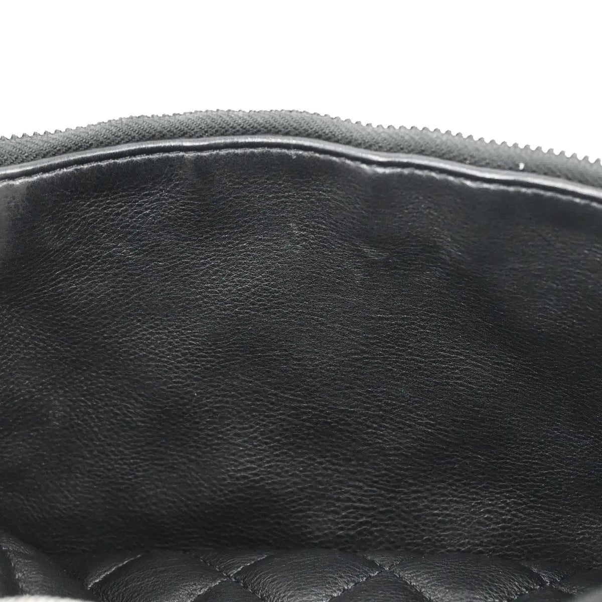 Chanel Bum Leather Black Leather Handbag (Pre-Owned)