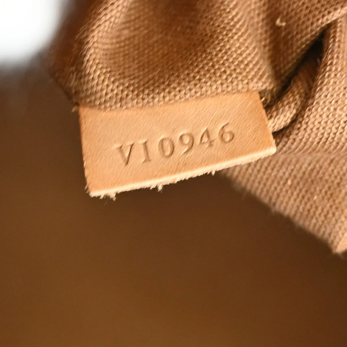 Louis Vuitton Alma Monogram Canvas Brown Canvas Handbag (Pre-Owned)