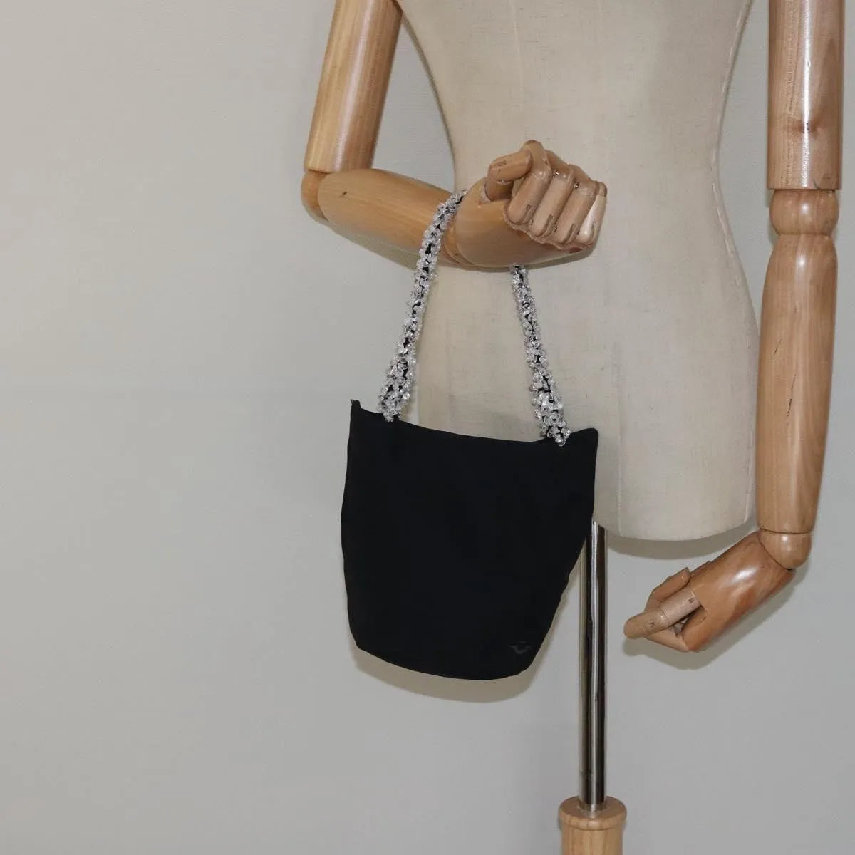 Bottega Veneta Vintage Nylon Black Nylon Handbag (Pre-Owned)