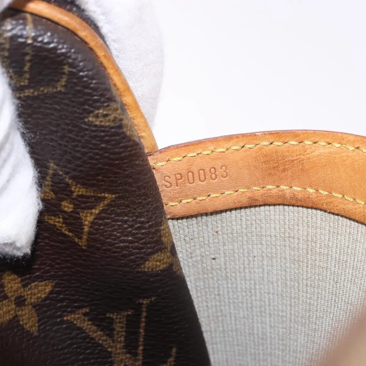 Louis Vuitton Reporter Monogram Brown Canvas Shoulder Bag Bag (Pre-Owned)