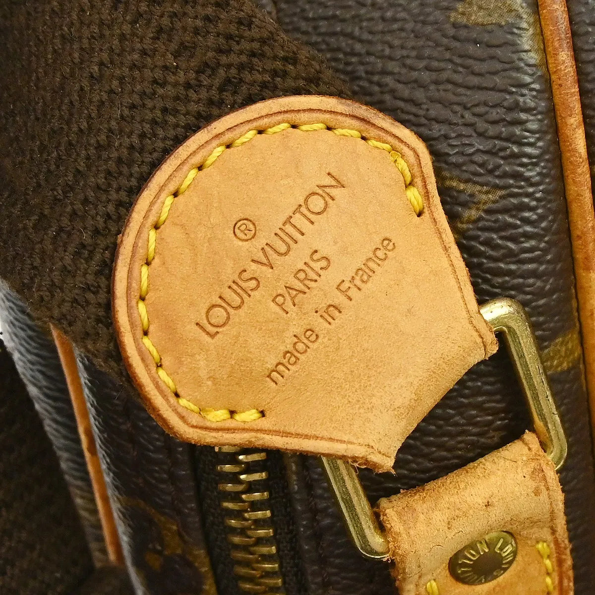 Louis Vuitton Reporter Monogram Canvas Brown Canvas Shoulder Bag Bag (Pre-Owned)