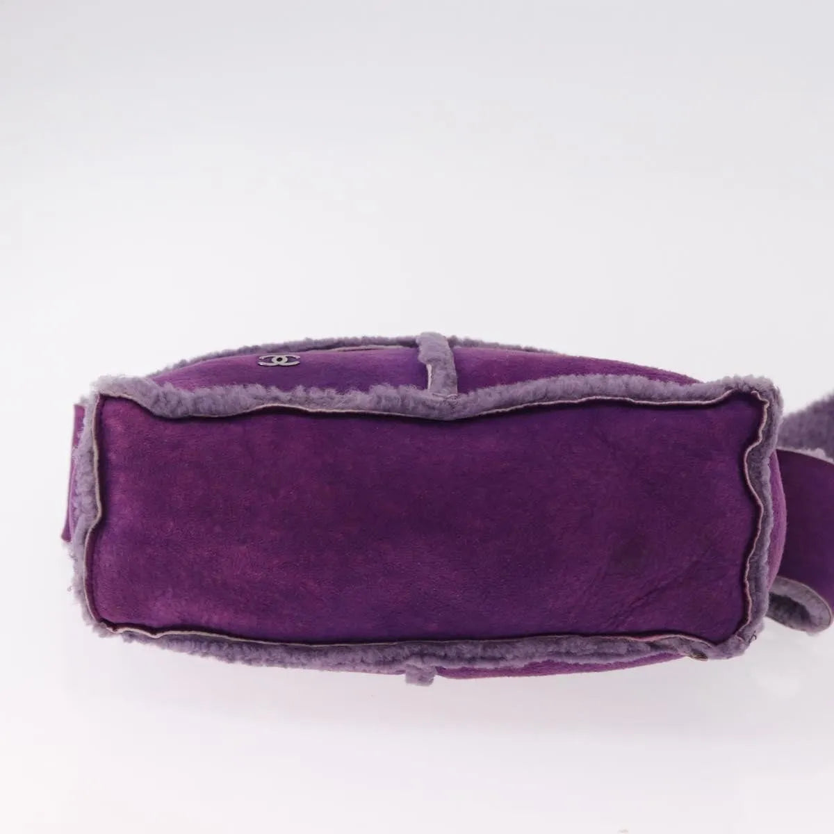 Chanel Cc Logo Shearling And Suede Purple Suede Shoulder Bag Bag (Pre-Owned)