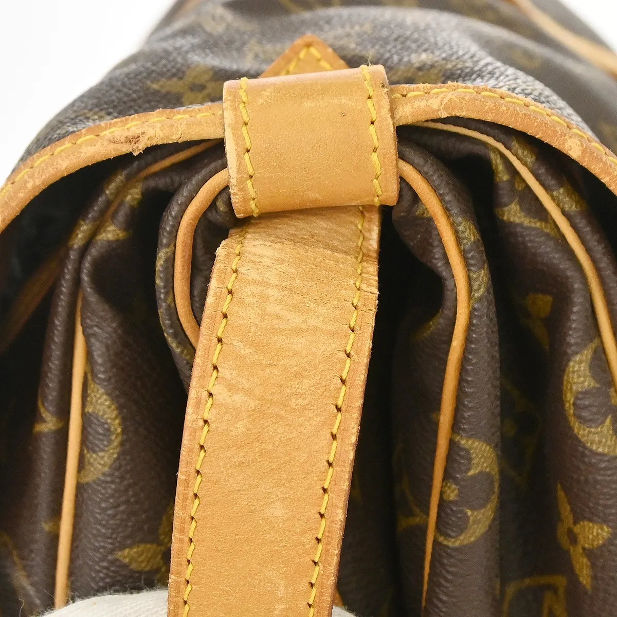 Louis Vuitton Saumur Monogram Canvas Brown Canvas Shoulder Bag Bag (Pre-Owned)