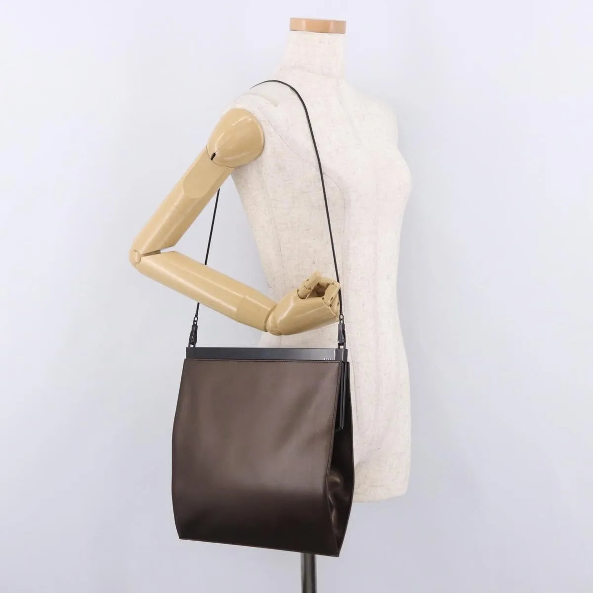 Gucci Vintage Leather Brown Leather Shoulder Bag Bag (Pre-Owned)