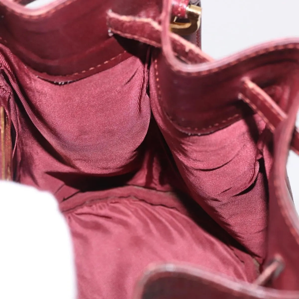 Cartier Must De Cartier Leather Burgundy Leather Shoulder Bag Bag (Pre-Owned)