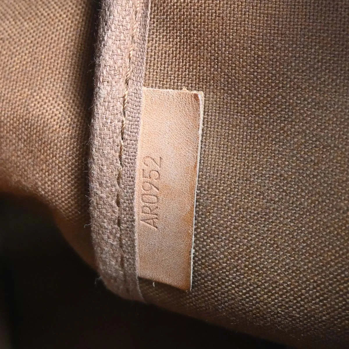 Louis Vuitton Saumur Monogram Canvas Brown Canvas Shoulder Bag Bag (Pre-Owned)