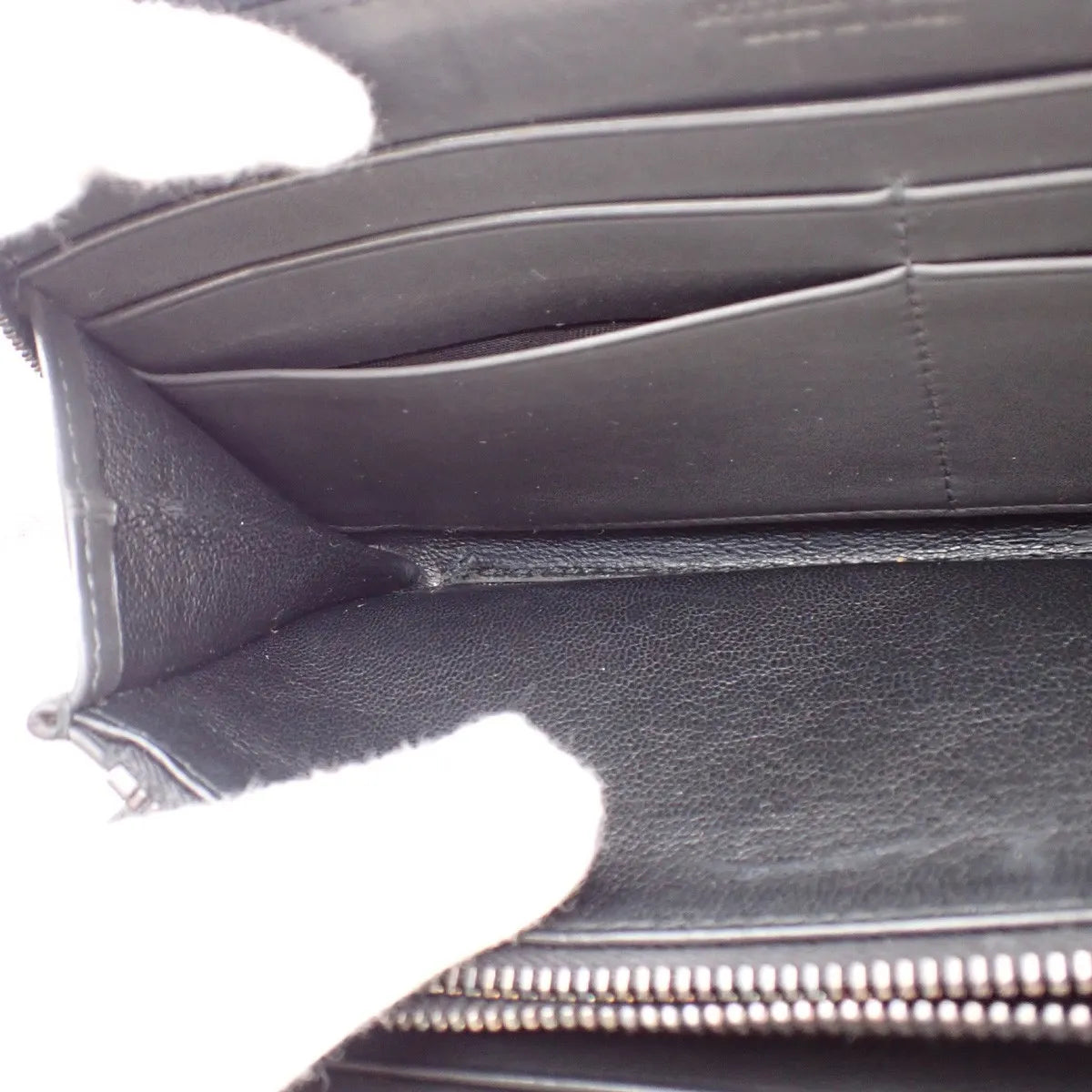 Bottega Veneta Intrecciato Long Zip Leather Black Leather Wallets Accessory (Pre-Owned)
