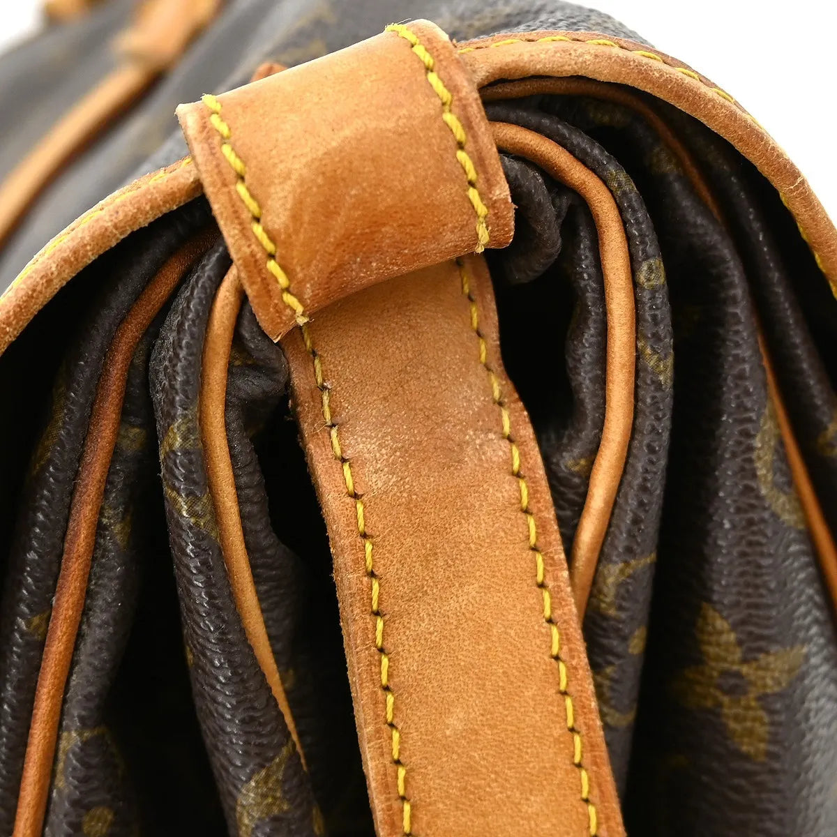 Louis Vuitton Saumur Monogram Canvas Brown Canvas Shoulder Bag Bag (Pre-Owned)