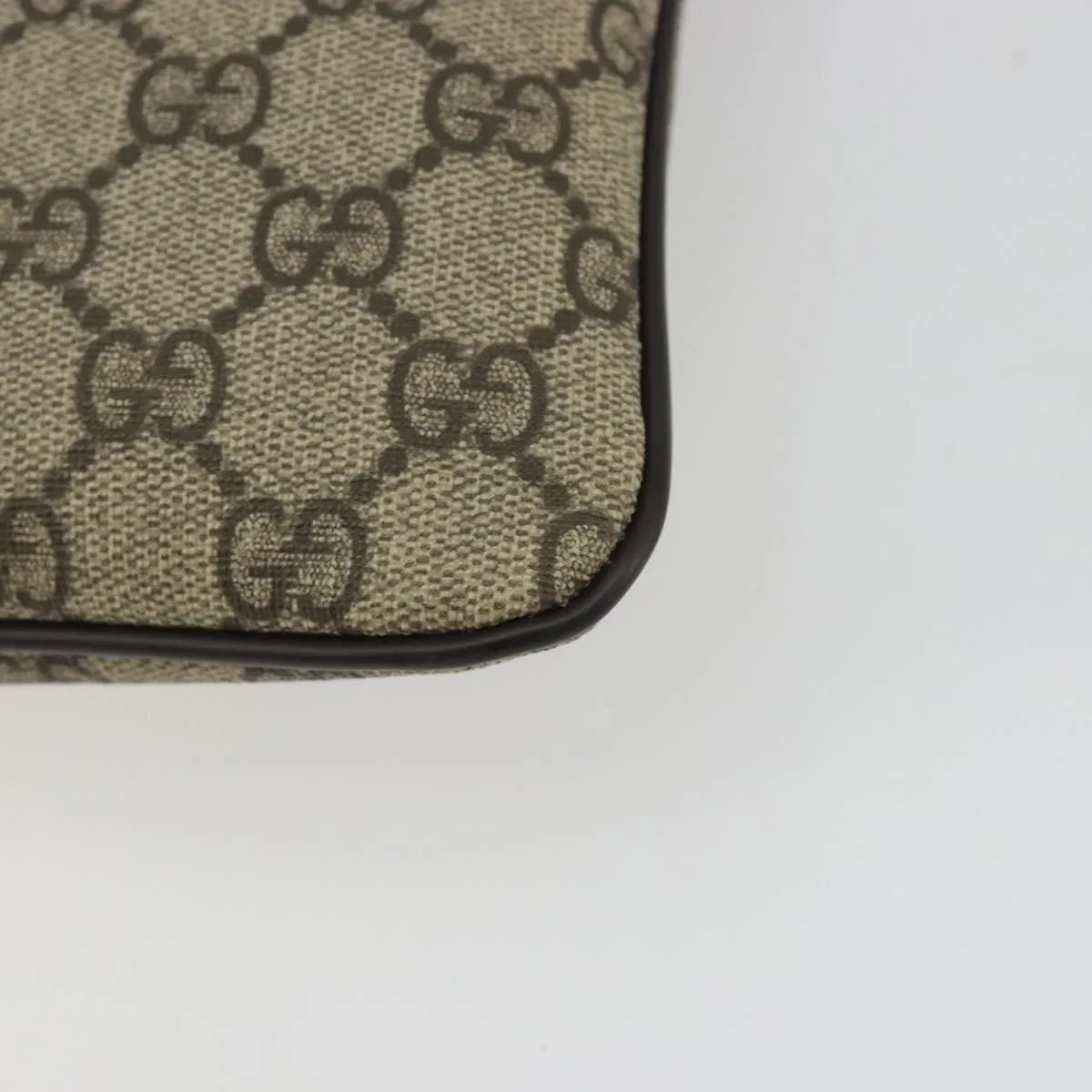 Gucci Zip Top Messenger Gg Canvas With Leather Beige Canvas Shoulder Bag Bag (Pre-Owned)